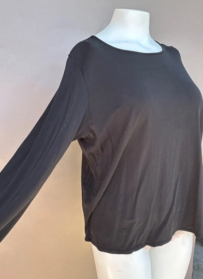 Camiseta Eileen Fisher Stretch 100% seda manga longa gola redonda preta GG - Imagem 3 de 4