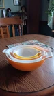 pyrex bowls vintage