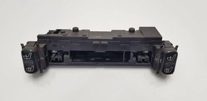 MERCEDES-BENZ E W211 Schalter sitzheizung 2108200151 2.70 Diesel 2000 31098216