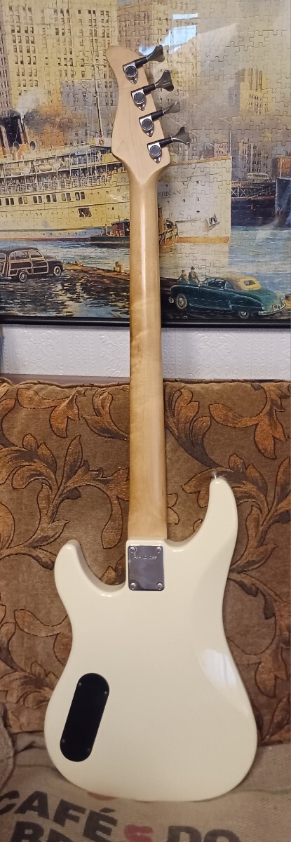 Electric Bass Guitar Fernandes SMB502 White Made in Japan