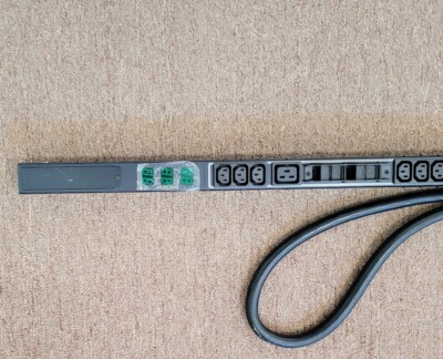 Server Technology CS-24VY-L30MA 30A, 208V 18xIEC 60320/C13 6xIEC 60320/C19 PDU