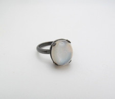 Vintage 925 Sterling Silver Moonstone Oval Stone Ring Size 5.25