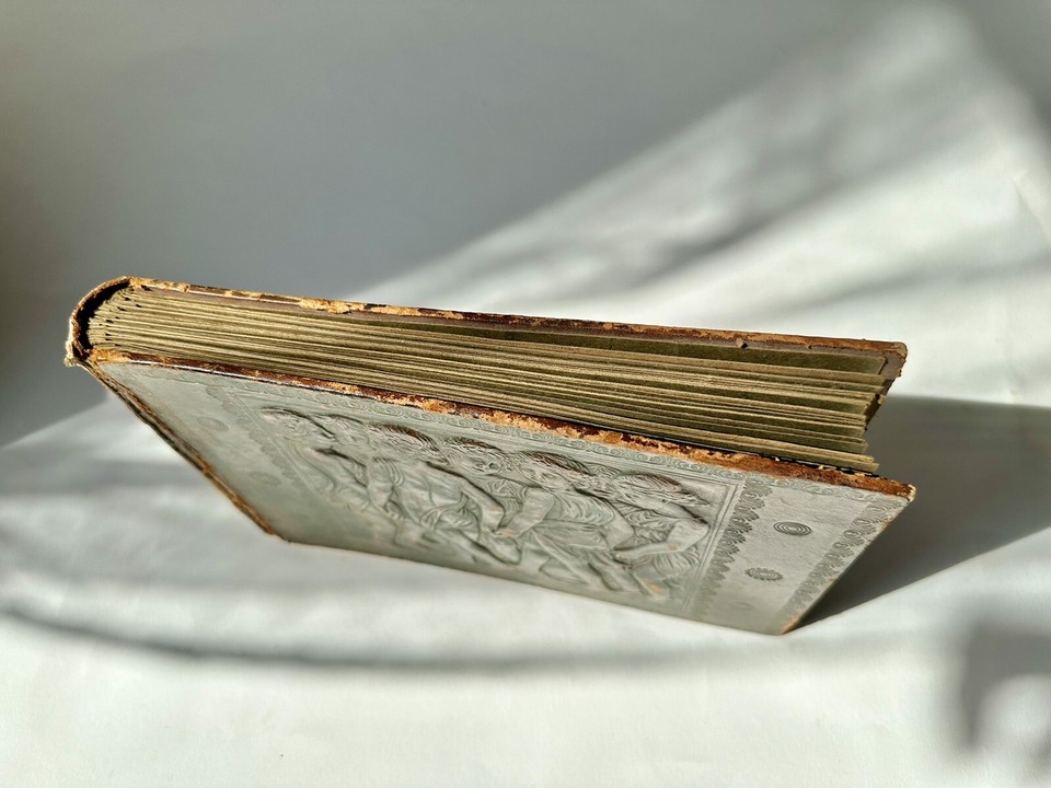 Early 20th Century Tooled Leather With Green Wash Photo Album Scrapbook