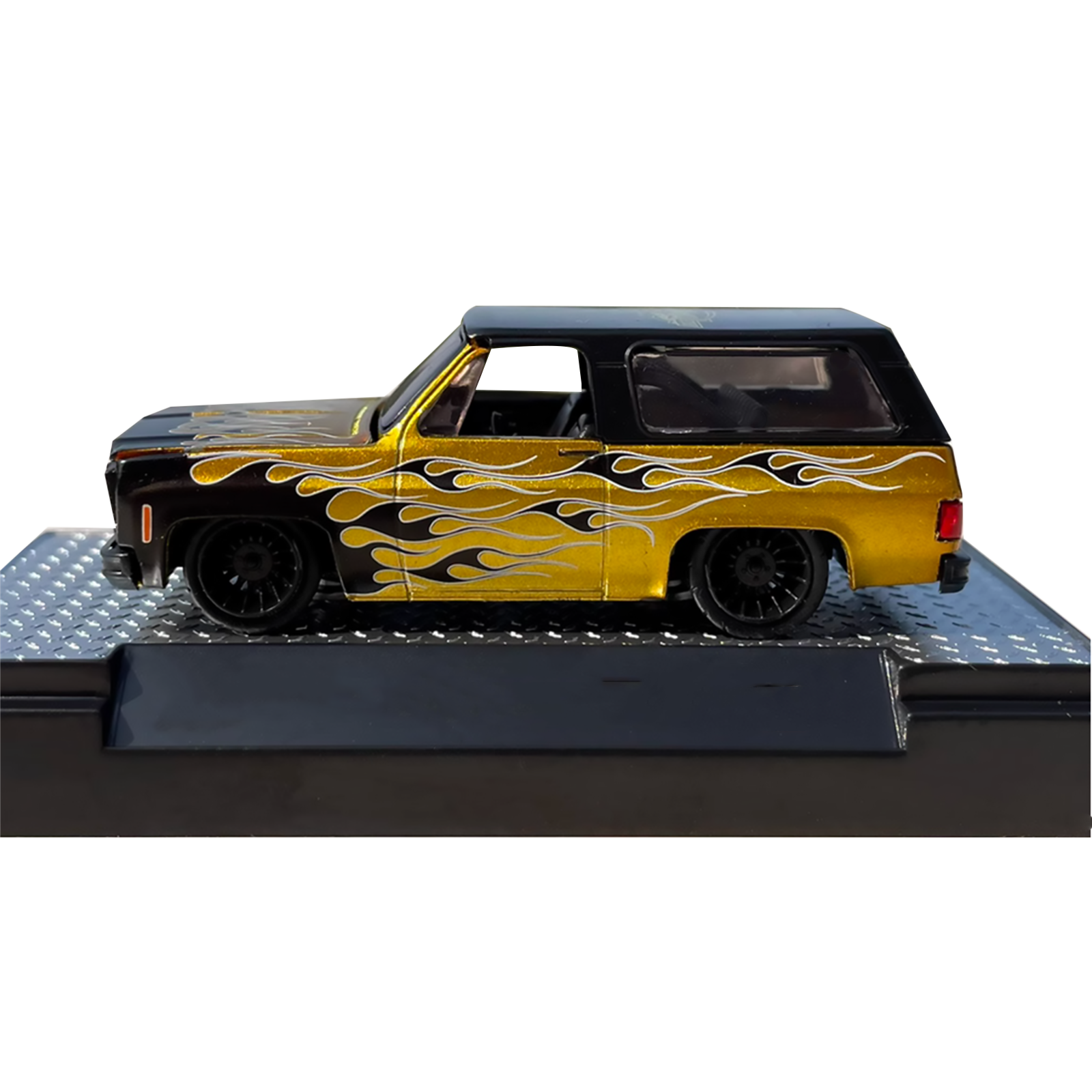 1:64 Scale Alloy Model For Chevrolet K5 Blazer Cross-Country Truck Ornaments