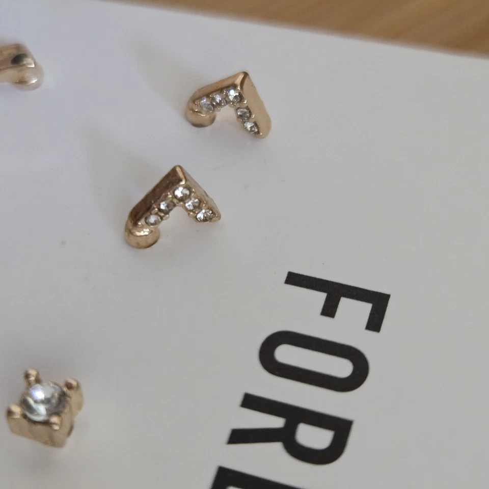 Conjunto de 9 pares de brincos de argola geométricos tom dourado novo com etiquetas - Imagem 2 de 4