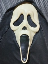 Vintage Scream -Gen 2- Fun World Div  Prestine Glow Mask