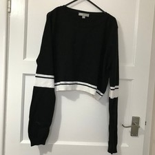 ASOS Black White Cropped Jumper Size 16 Long Sleeve Round Neck Acrylic Pullover