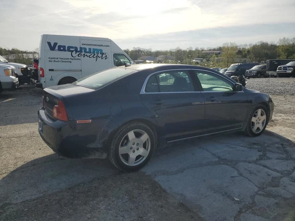 2009 Chevrolet Malibu Automatic Transmission 3.6L Used - Needs Weld, 118k Miles Foto 3 de 4