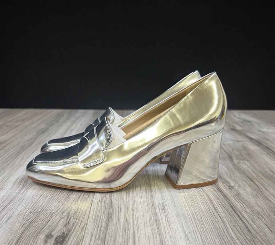 Sandalias Bernardo Nessa plateadas espejadas metálicas para mujer talla 7,5 - NUEVAS Foto 2 de 4