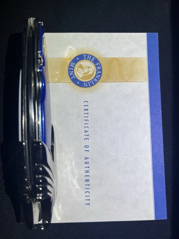 Official Franklin Mint Ultimate Chopper Collector Knife With Display . - Image 3 of 4