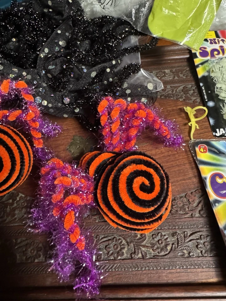 Lote de bolsas de caramelos vintage de Halloween, tela enorme y arañas funky + más adorable Foto 2 de 4