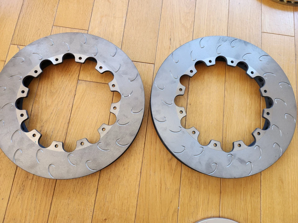 MITSUBISHI LANCER EVO 4 5 6 7 8 9 BRAKE KIT DISCS BELLS BRACKET AP CALIPERS 9040 - Image 3 of 4