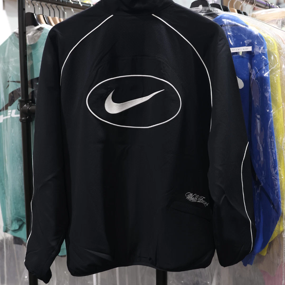 Veste de survêtement Supreme Nike (noir)