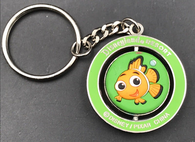 Disneyland Resort Pixar Nemo & Crush Spinner Keychain 1.5'' Diameter