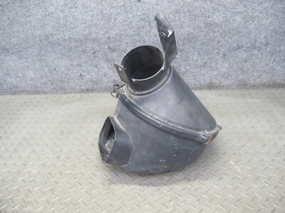 95-97 LEXUS LS400 UCF20L AIR INTAKE CLEANER BOX HOUSING 22020-50090 OEM