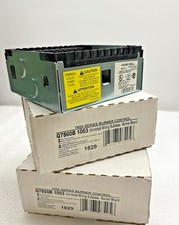 New NIB Lot of Q7800B 1003 Universal Wiring Subbase Burner Mount US Free TAX