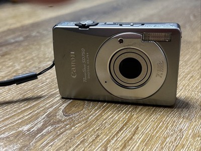 Canon PowerShot SD750 Digital ELPH 7.1MP Camera Silver Tested