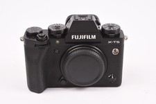 Fujifilm X-T5 40.2MP Mirrorless Digital Body Black Shutter Count:7.9k Z-09615