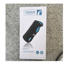  ssur Formfit Wrist Universal Wrist Brace, Breathable, Black/Blue Immobilization