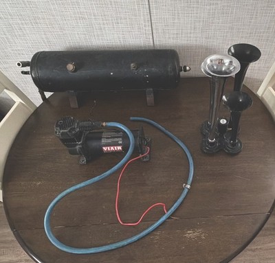 VIAIR Dual 444C High-Performance Air Compressor Kit 12-Volt 200-PSI works well