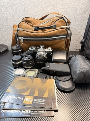 Olympus OM-2 Set + Objektive + Blitz + Zubehör   Komplett