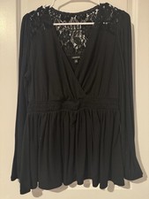 Torrid Black Lace Accent V-Neck Long Sleeve Blouse Pullover Women's Size 0