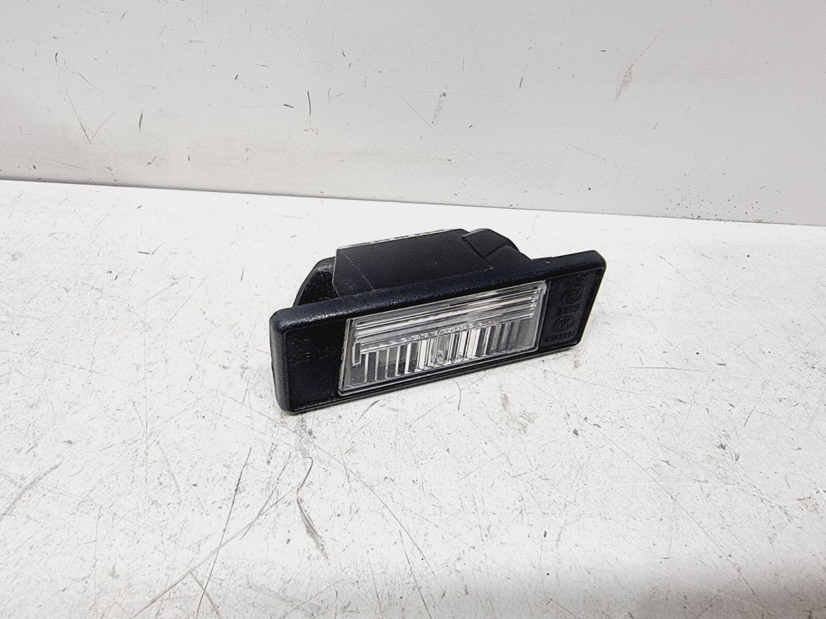 2010 NISSAN QASHQAI X-TRAIL REAR Number Licence Plate Lamp Light