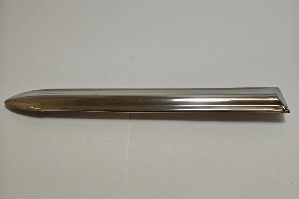 Dodge Meadowbrook 1953 guardabarros delantero izquierdo lado moldura cromada 1435496 nuevo en stock Foto 3 de 4