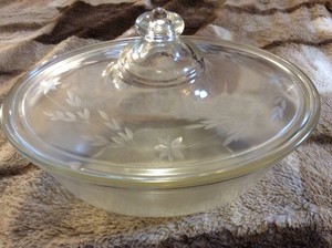 vintage pyrex glass lids