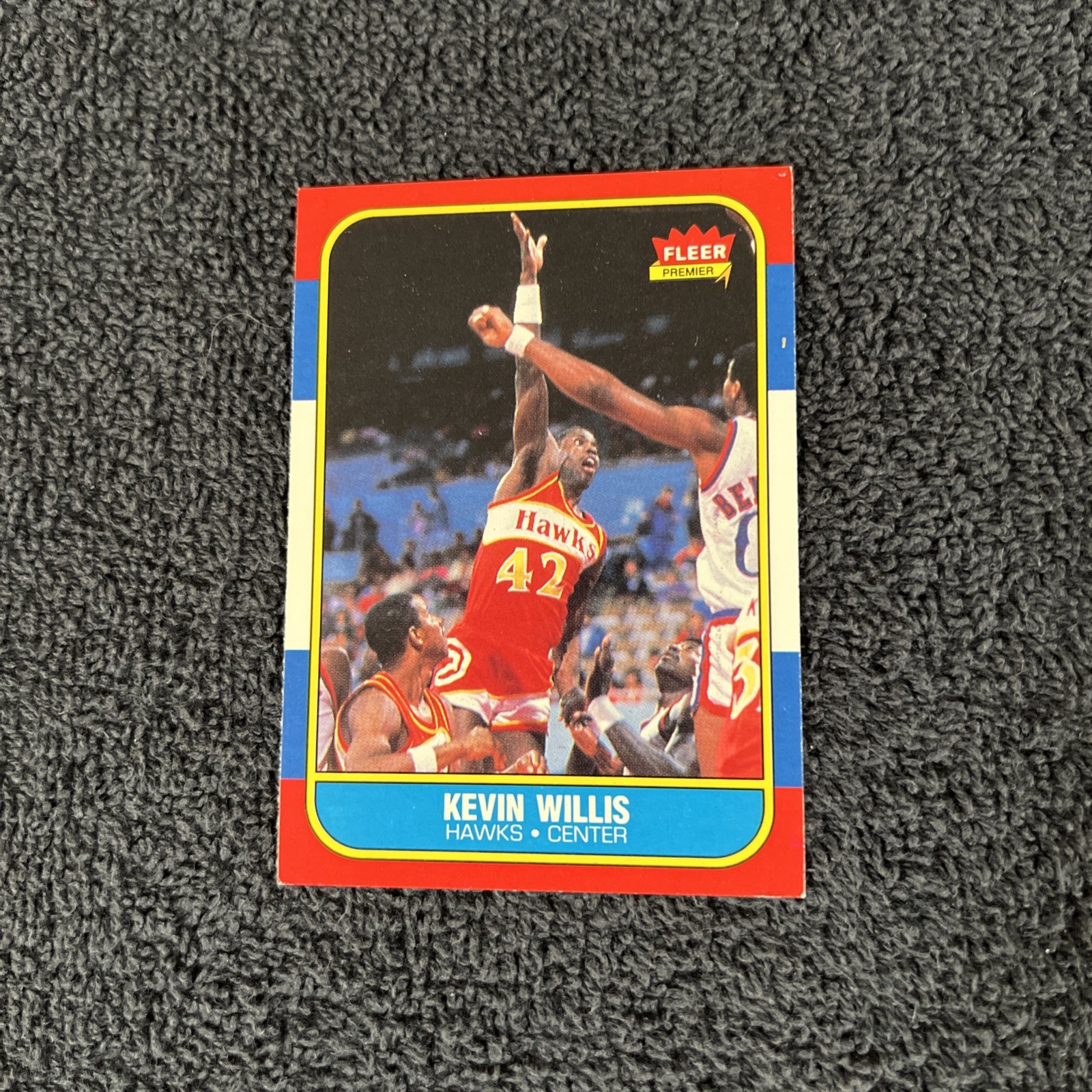 VINTAGE 1986 Fleer BASKETBALL- Kevin Willis #126 ATLANTA HAWKS NEAR MINT!