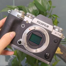 Fuji Fujifilm X T3 XT3 26.1MP 4K/60 Mirrorless Digital Camera (Body Only) Silver