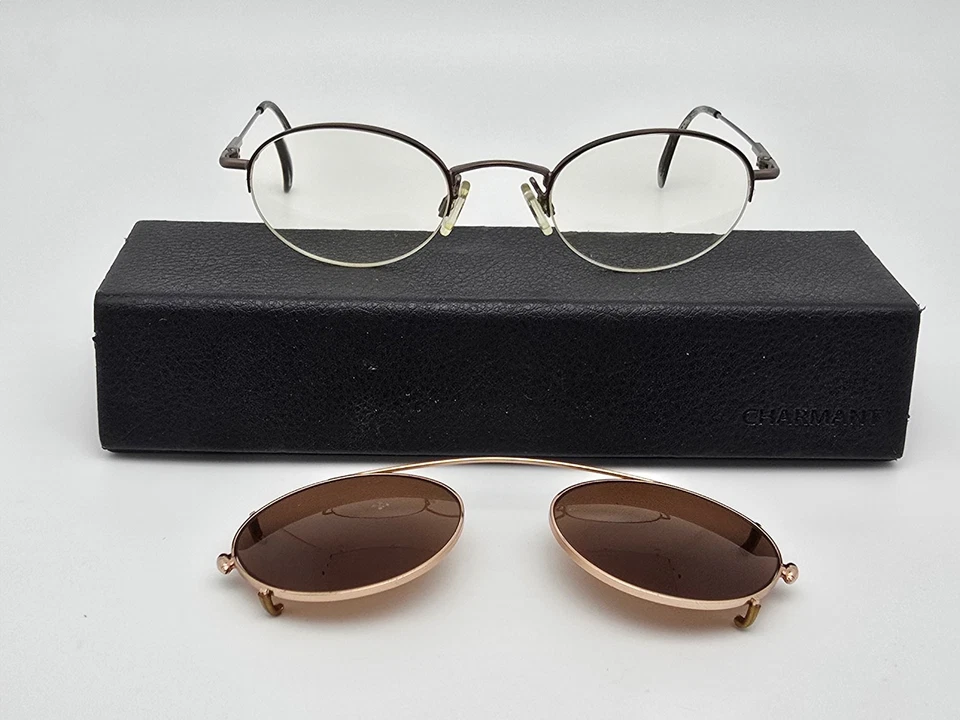 Encantador marco de gafas marrón CH8393 con clip para gafas de sol y estuche Japón 43 mm Foto 2 de 4