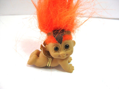 VINTAGE RUSS NATIVE AMERICAN INDIAN BABY TROLL DOLL 2'' LONG EXCELLENT CONDITION
