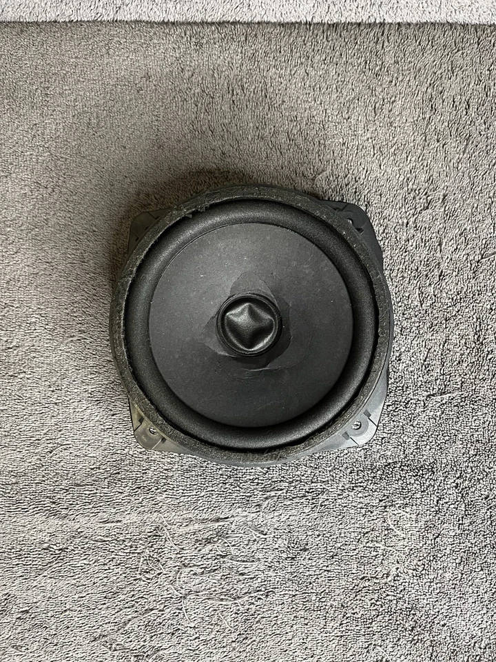 ALTAVOZ PANEL PUERTA DELANTERO IZQUIERDO DERECHO 96673600 se adapta a SATURN VUE 2008-15 Foto 2 de 4