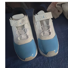Jordan White Blue Low Top Hook & Loop Athletic Basketball Sneakers Teens