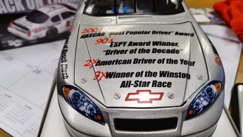 Dale Earnhardt 2006 Chevy Monte Carlo 1/18 Motorsports Authentics 1 Of 2,508 - Image 4 of 4