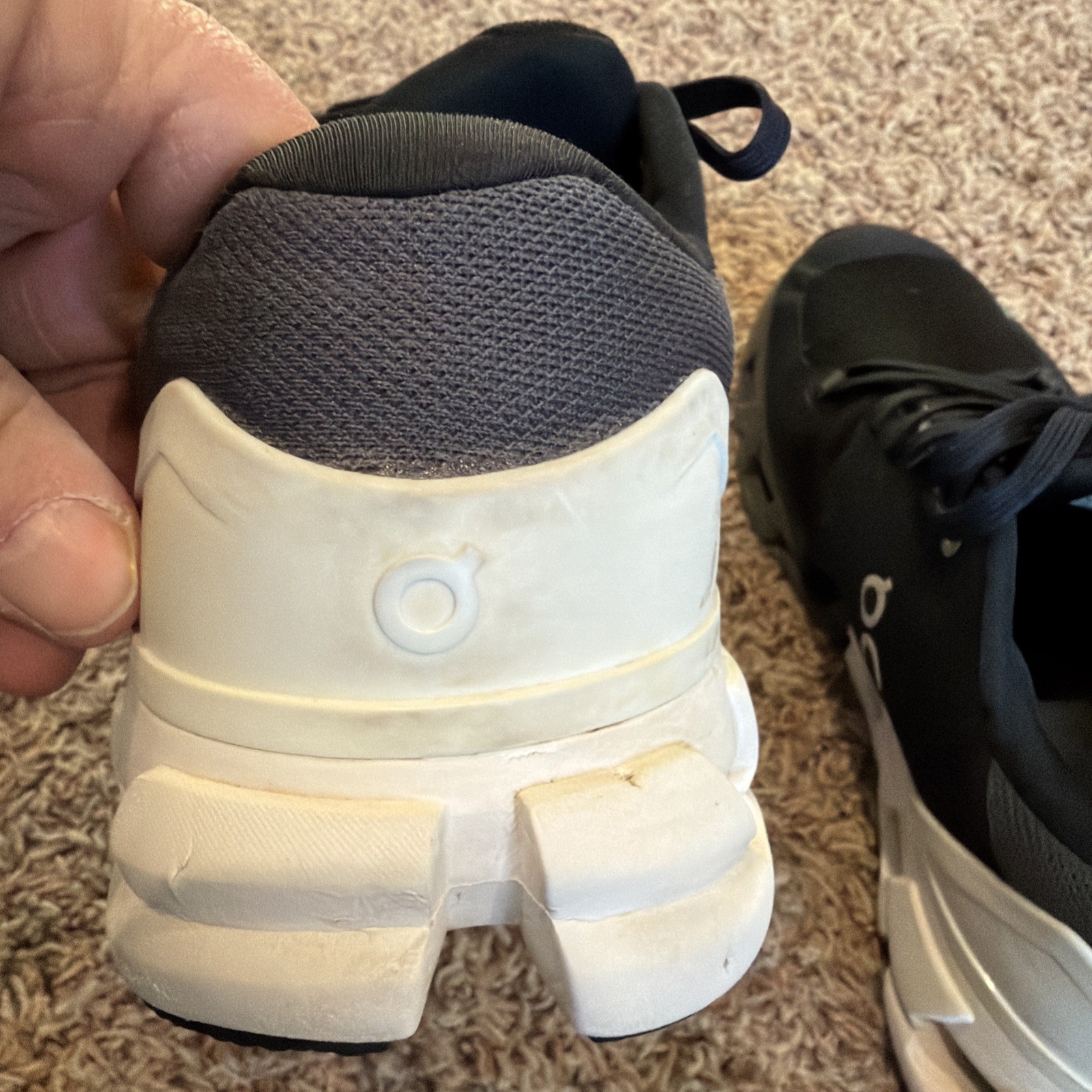 On Cloud Swiss Engineering Cloudflyer 4 Running S… - image 18