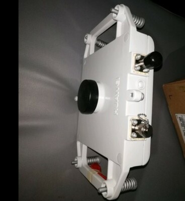 2 * Huawei RTN XMC-3 15G A P/N 52413912 52413913 644/728 MHz WR62 ODU Low+High