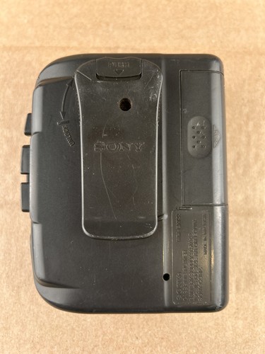 Vintage 1990s Sony WM-EX122 Walkman Cassette Tape Player Good for Parts - Picture 6 of 11