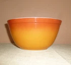 Vintage PYREX 402 Flameglo  Mixing Bowl Orange to Red Fade 1.5 Quart