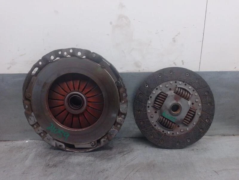 323042310 kit embrague para PEUGEOT 406 BREAK (S1 S2) ST TD 1997 5218854 - Imagen 2 de 4