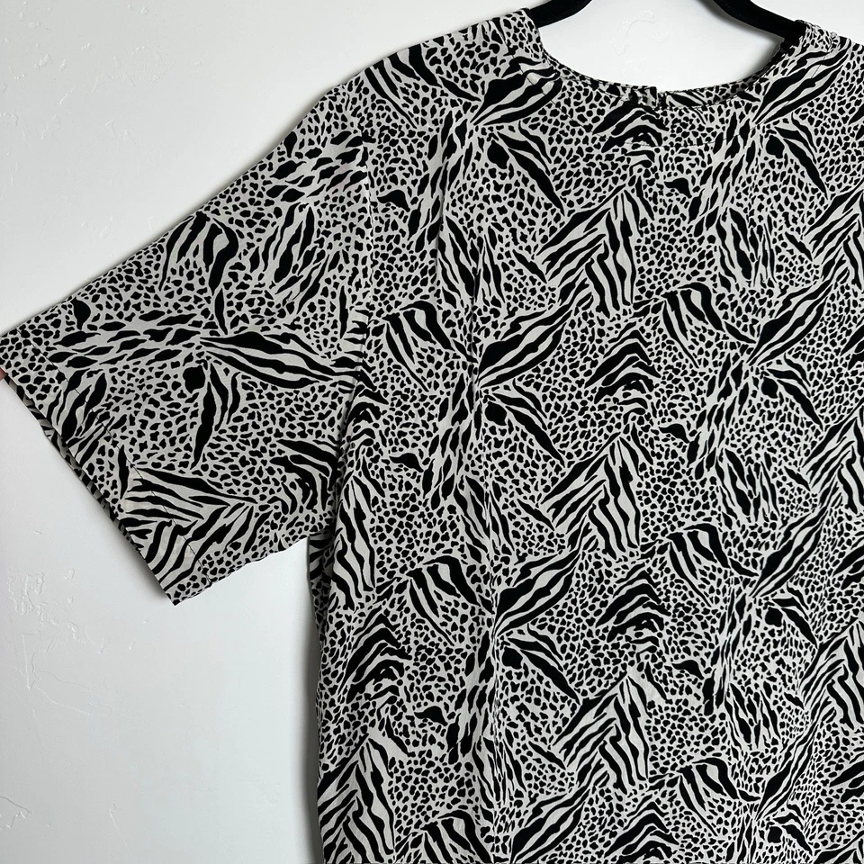 Blusa vintage informal de esquina para mujer con estampado de cebra de seda talla S-M Foto 3 de 4