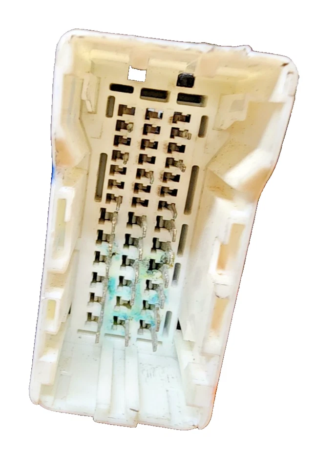 2006-2011 Hyundai Azera Front Left Wiring Harness 91600-3L322 OEM - Image 4 of 4