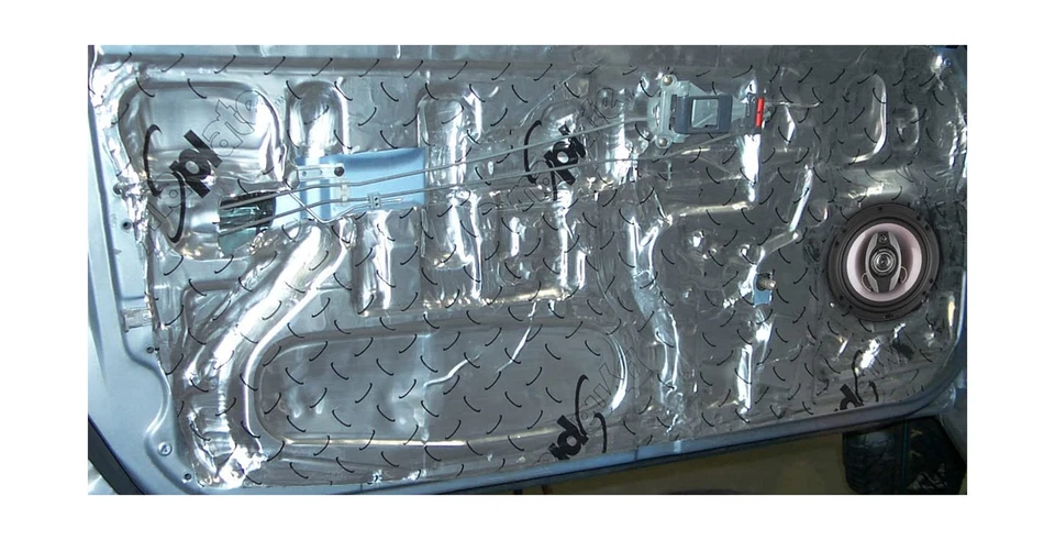 Amortiguador de sonido autoadhesivo DYNAMAT 13105 Dynaplate 24" x 30", (juego de 3) Foto 4 de 4