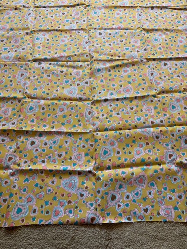 Vintage 60s 70s Sateen Mustard Hippie Love Hearts Mod Gogo Fabric Remnant 44x52 - Picture 4 of 9
