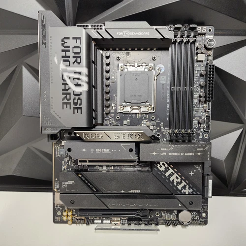 UPDATED BIOS ASUS ROG Strix X870E-E Gaming WiFi AM5 DDR5 ATX MOTHERBOARD