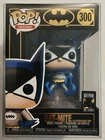 FUNKO POP HEROES 300 BATMAN 80 YEARS BAT-MITE 1st APPEARANCE 1959 with PROTECTOR