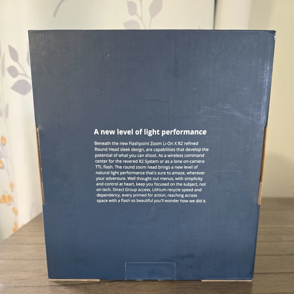 Flashpoint Zoom Li-on X R2 TTL Round Head Wireless NEW / OPEN BOX - Image 2 of 4