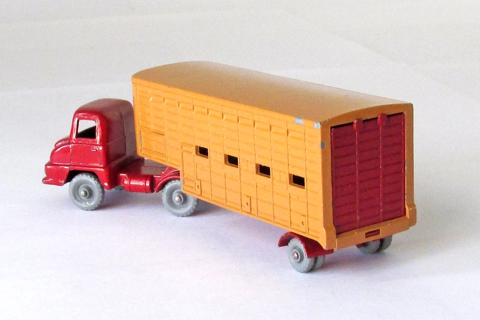 Camión de ganado Lesney Moko Matchbox Major Pack M-7 Jennings rueda gris XLNT 1960 Foto 2 de 4