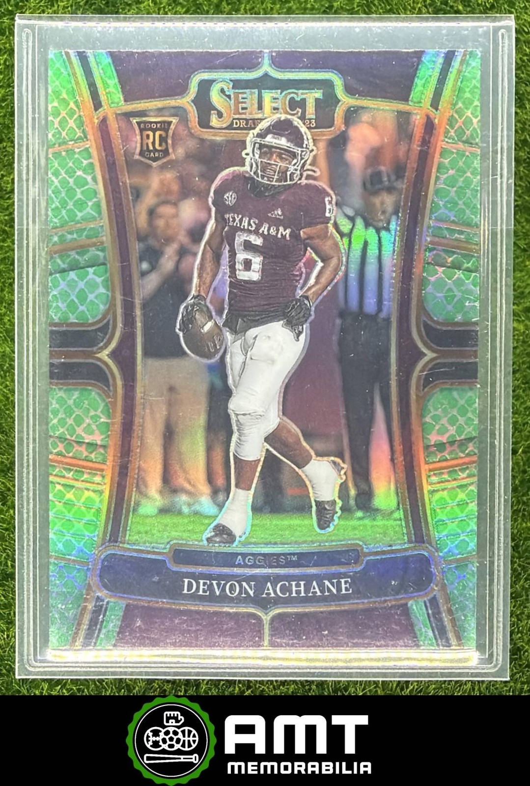 De'Von Achane RC 2023 Panini Select Draft Picks Dragon Scale Prizm #20